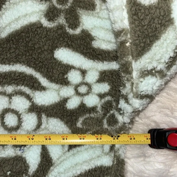 American Eagle “This Feels Seriously Huggable” Full-Zip Fleece Jacket, Size XS/S - Picture 7 of 15